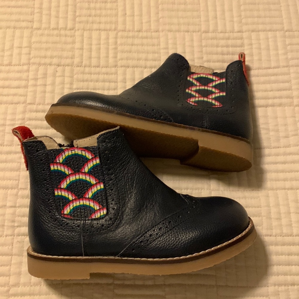 Mini Boden girls booties